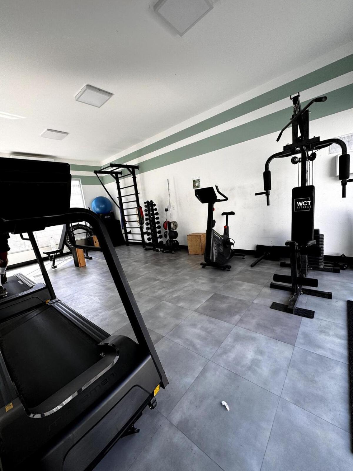 Mobilado Perto De Varias Praias Apartamento *